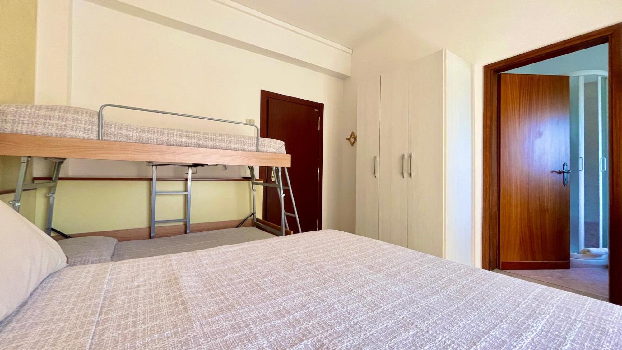 קרביה Hotel Zanella מראה חיצוני תמונה